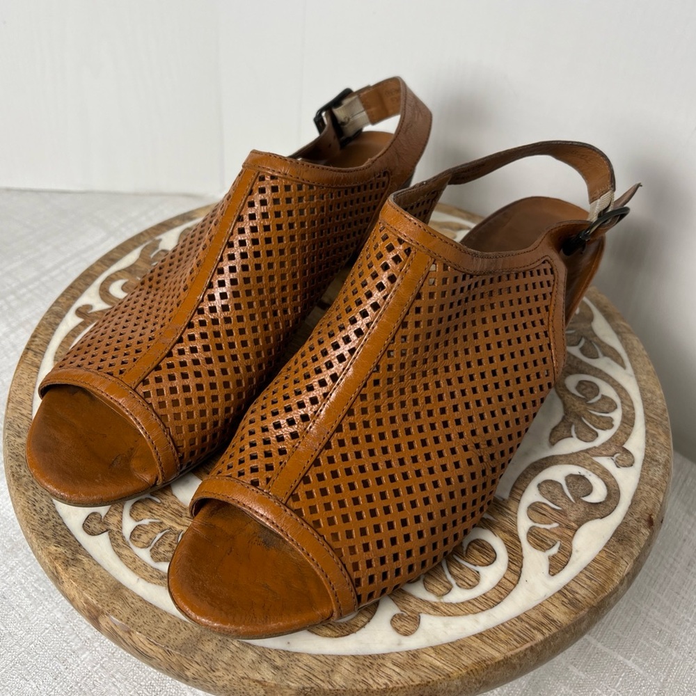 Paul Green Lois Slingback Perforated Leather Sandal Cognac Open Toe 6 UK 8.5 US - Picture 3 of 15